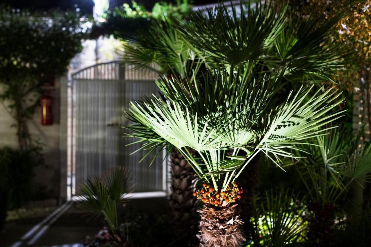 Angelsa Casa Vacanze Марина-ді-Модіка Екстер'єр фото